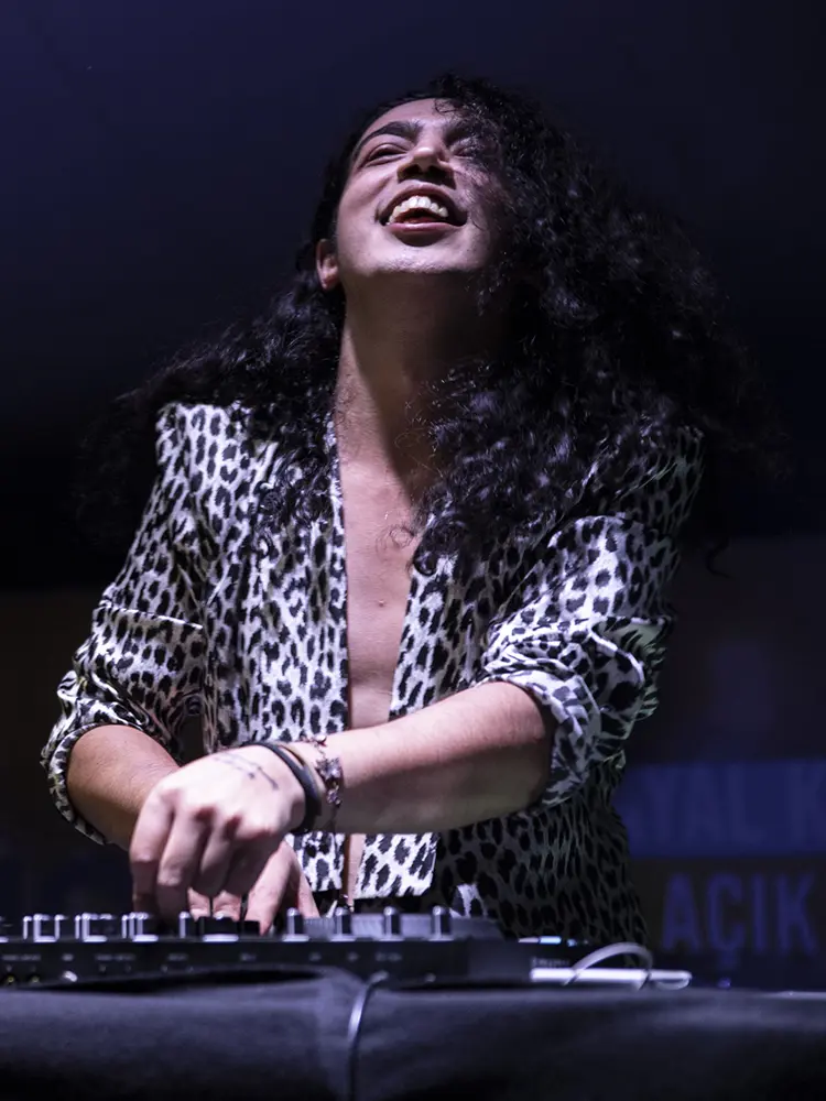 Dj Ali Taş ile 90'lar 2000’ler Pop Gecesi